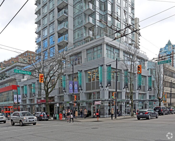 More Photos Of 480 Robson St, Vancouver Apartments For Lease