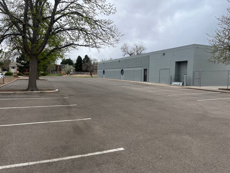 More Photos Of 2651 W 11th Street Rd, Greeley Light Distribution For Sale