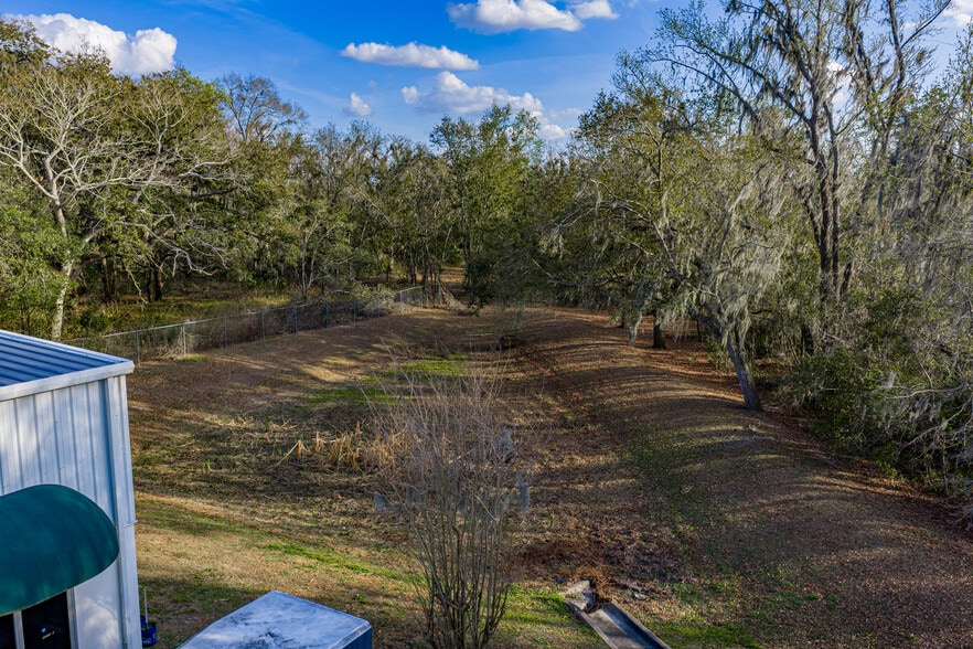 More Photos Of 2711 Airport Rd, Plant City Industrial For Sale