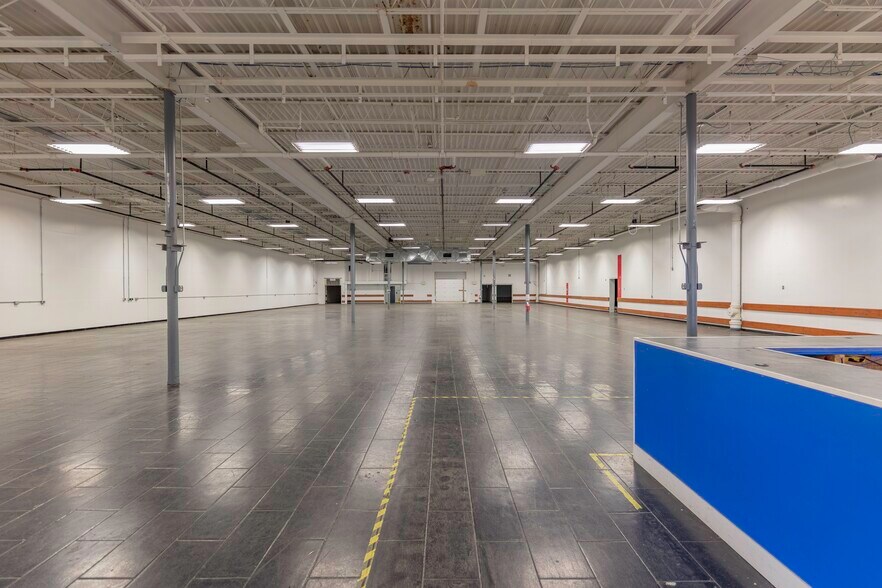 More Photos Of 1818 Milton Ave, Janesville Freestanding For Lease