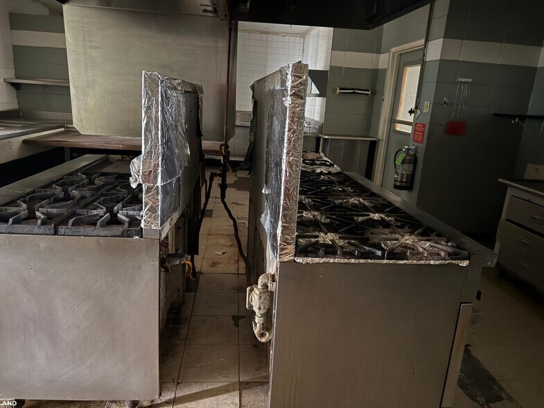 More Photos Of 201 Lee St, Tallulah Apartments For Sale