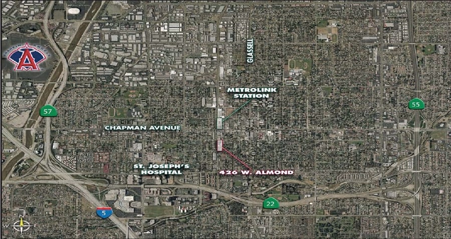 More Photos Of 426 W Almond Ave, Orange Warehouse For Lease