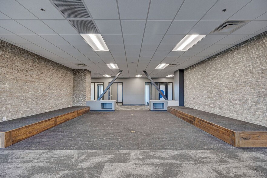 More Photos Of 6740 Rock Spring Rd, Wilmington Office For Lease