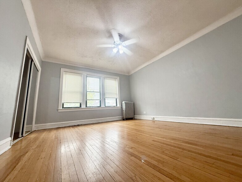 More Photos Of 7254 S Constance, Chicago Apartments For Sale
