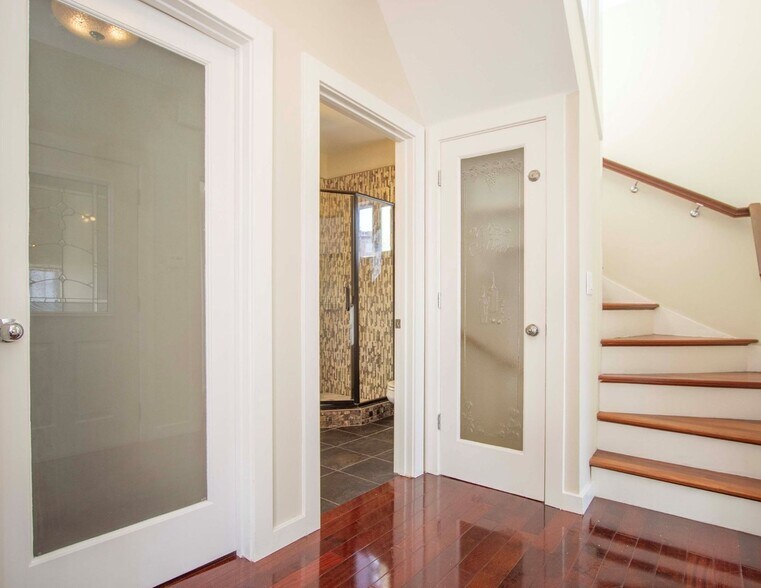 More Photos Of 24 Bosworth St, San Francisco Multifamily For Sale
