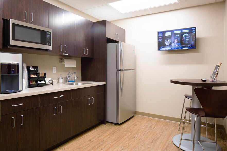 More Photos Of 118 N Bedford Rd, Mount Kisco Coworking Space