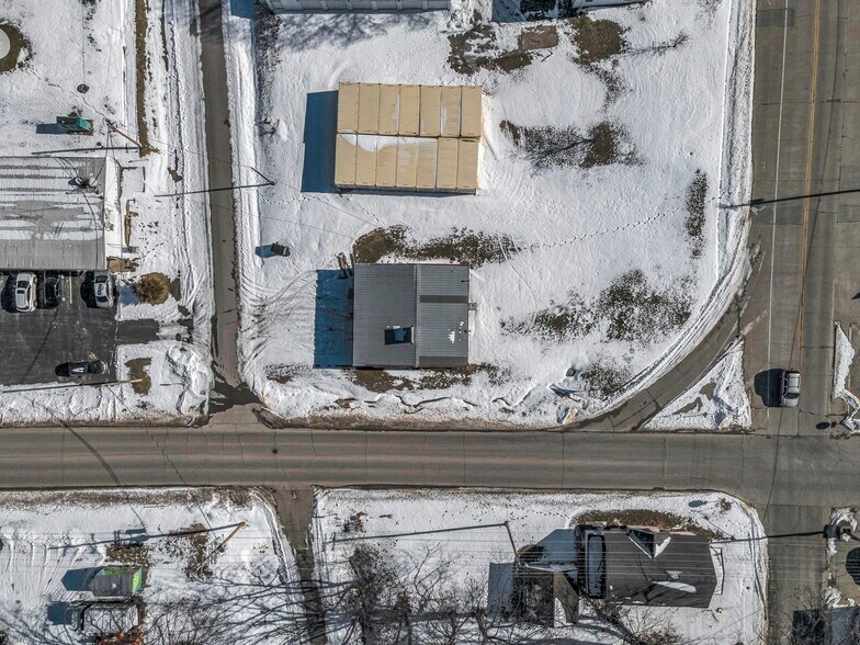 More Photos Of 700 Waters St, Carrollton Freestanding For Sale