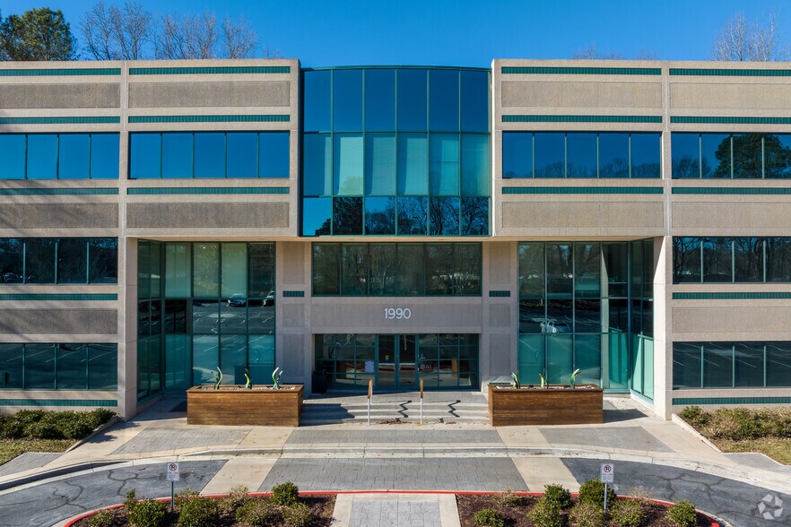 More Photos Of 1990 Lakeside Pky, Tucker Office For Lease
