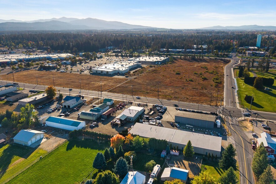 More Photos Of 80 E Wilbur Ave, Coeur d'Alene Service For Lease