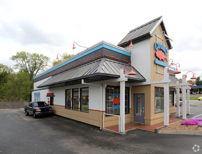 More Photos Of 3708-3708 Gallatin Pike, Nashville Fast Food For Lease