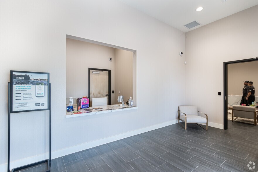 More Photos Of 3401 W Monte Vista Ave, Turlock Restaurant For Sale