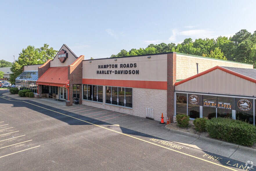 More Photos Of 6450 George Washington Mem Hwy, Yorktown Freestanding For Sale