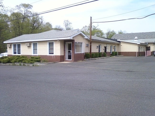 Primary Photo Of 10 Summit Ave, Berkeley Heights Warehouse For Lease