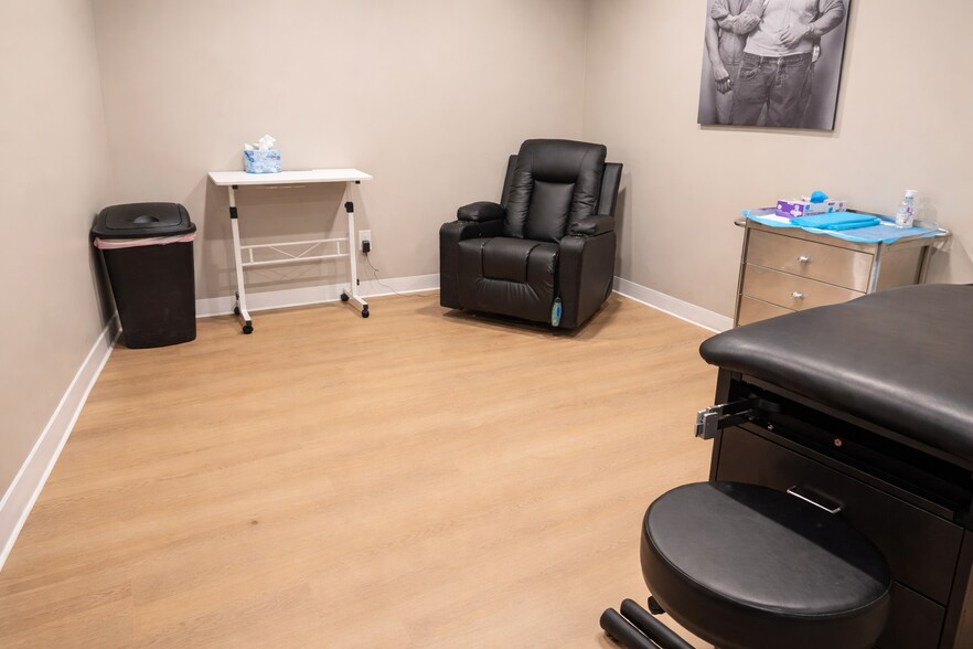 More Photos Of 1601 Milltown Rd, Wilmington Medical For Lease