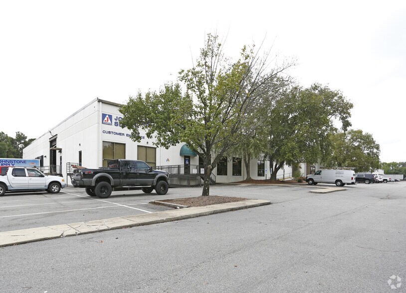 More Photos Of 1208-1228 Front St, Raleigh Warehouse For Lease