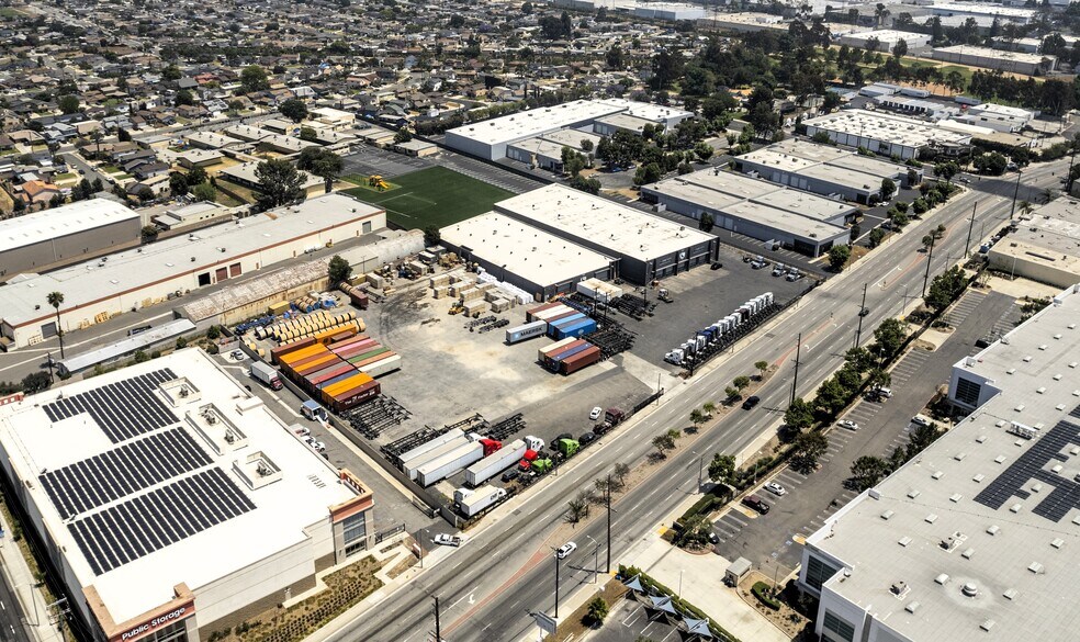 More Photos Of 16224 & 16240 S. Avalon Blvd., Carson Distribution For Lease
