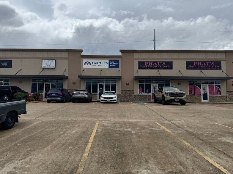 More Photos Of 1950 N Northwest Loop 323, Tyler Freestanding For Lease