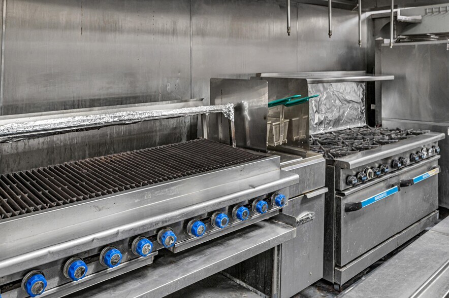 More Photos Of 223 Valencia Ave, Coral Gables Restaurant For Lease