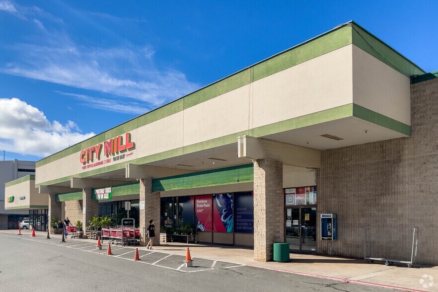 More Photos Of 98-1277 Kaahumanu St, Aiea Freestanding For Lease