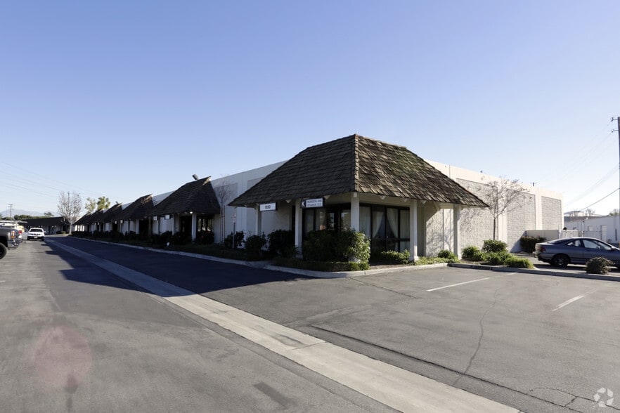 More Photos Of 1591 S Sinclair St, Anaheim Unknown For Lease