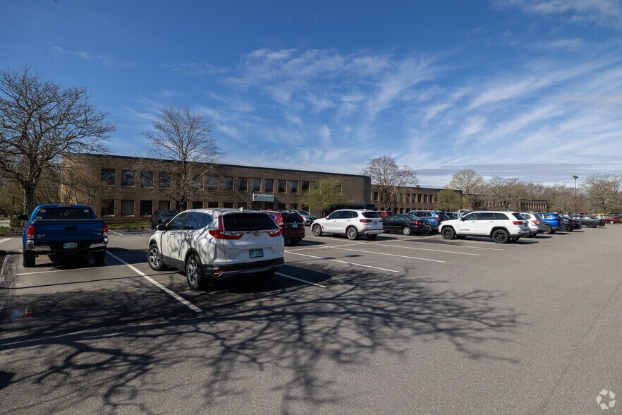 More Photos Of 22 Cotton Rd, Nashua Research And Development For Lease
