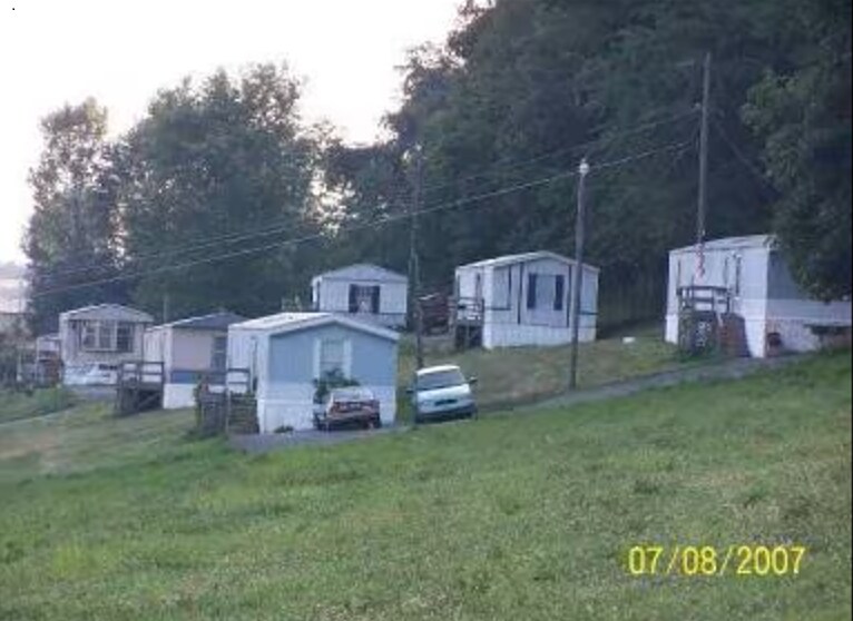 Primary Photo Of 798 Burley Dr, Saltville Manufactured Housing Mobile Home Park For Sale