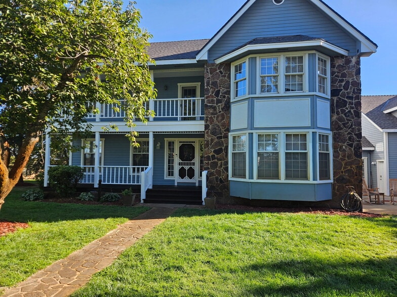 More Photos Of 10580 Dickson Rd, Plymouth Winery Vineyard For Sale