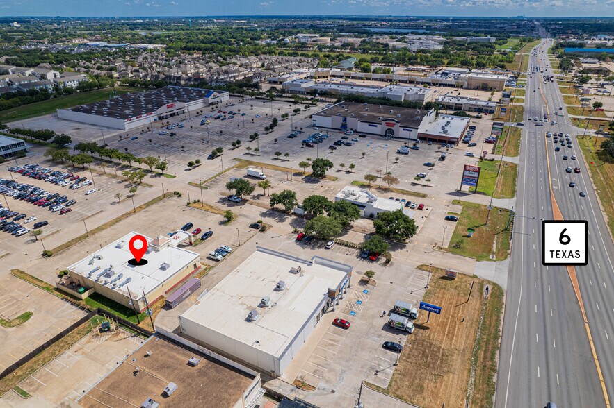 More Photos Of 2529 S 6 Hwy, Houston Restaurant For Sale