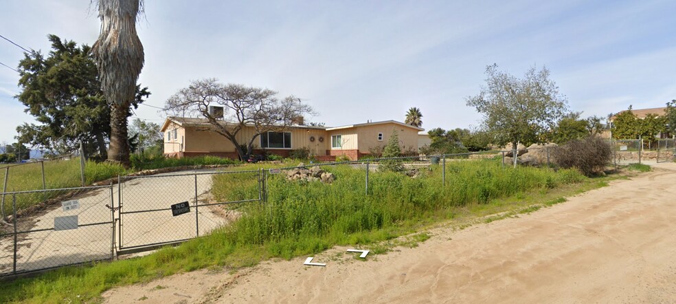 More Photos Of 18318 Cajalco Rd, Perris Land For Sale