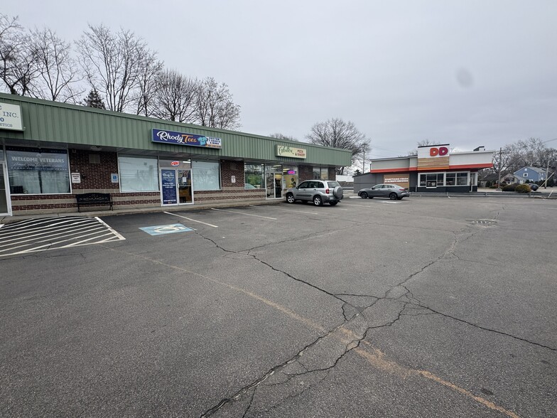 More Photos Of 285 Park Ave, Providence Freestanding For Lease