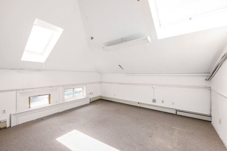 More Photos Of 86 Pleasant St, Marlborough Religious Facility For Sale