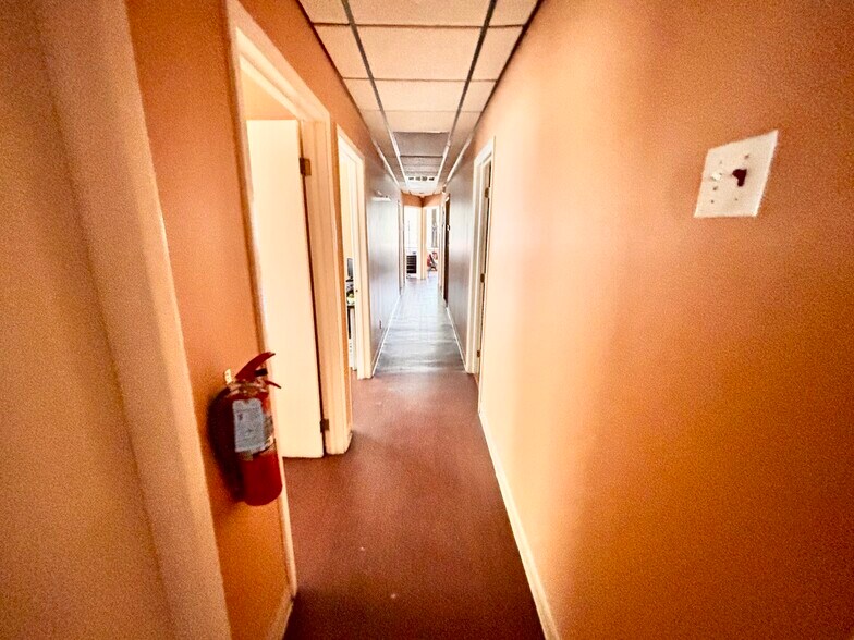 More Photos Of 4900-4902 Bergenline Ave, Union City Storefront Retail Office For Lease