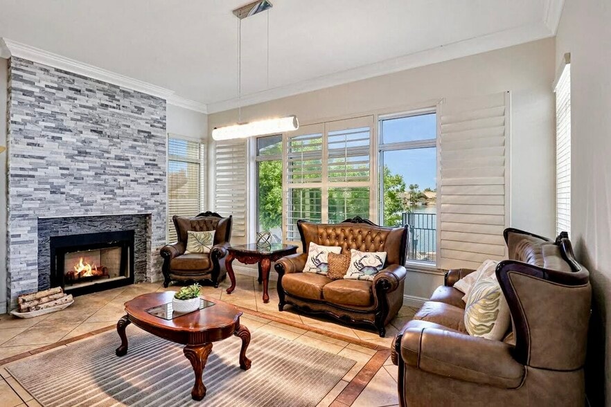 More Photos Of 21428 N 55th Ave, Glendale Assisted Living For Sale