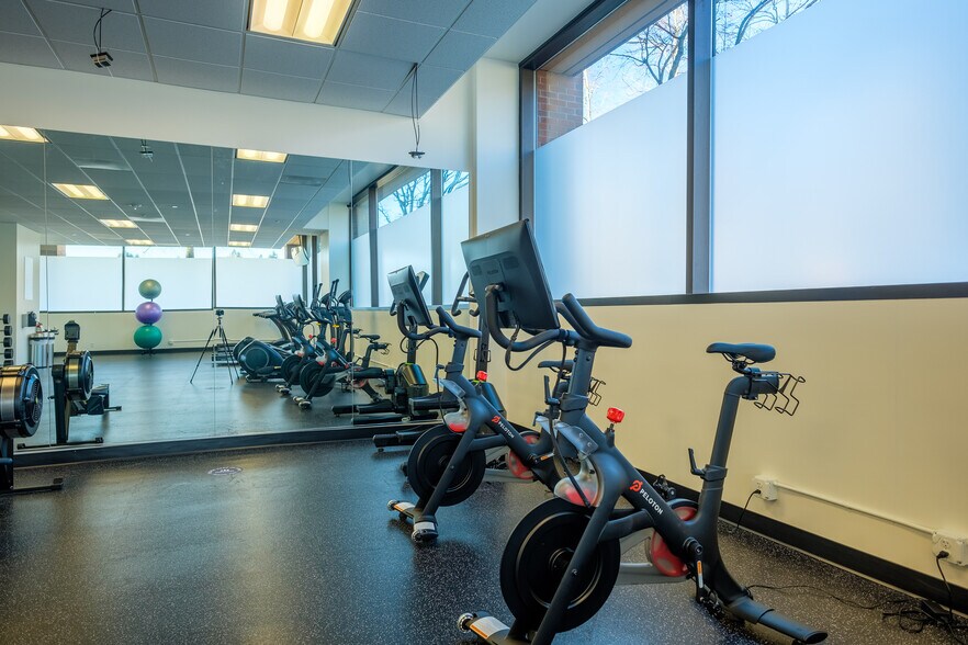 More Photos Of 805 Broadway St, Vancouver Office For Lease