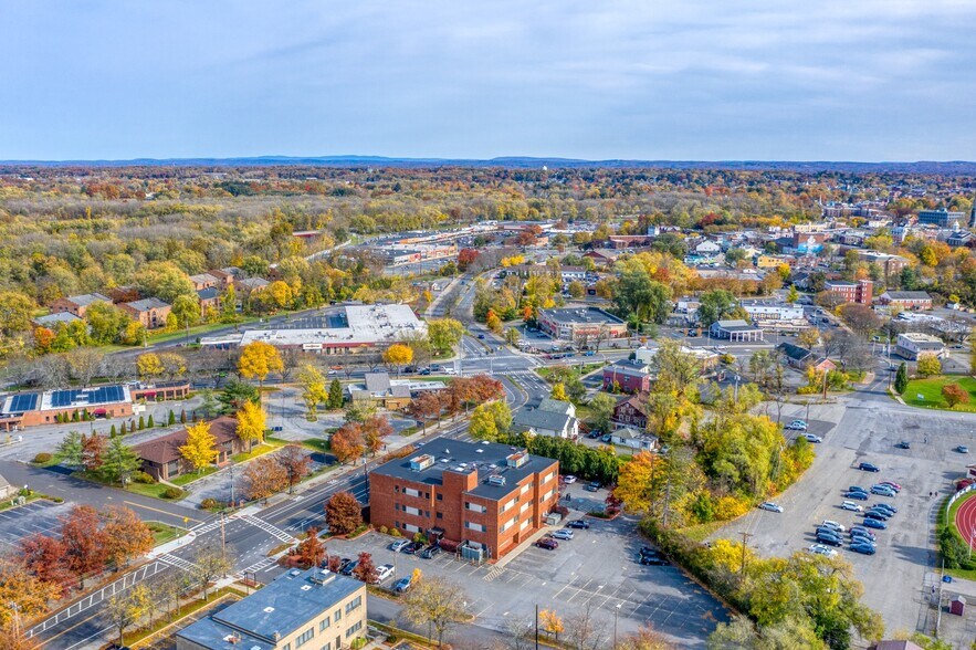 More Photos Of 40 Hurley Ave, Kingston Medical For Sale