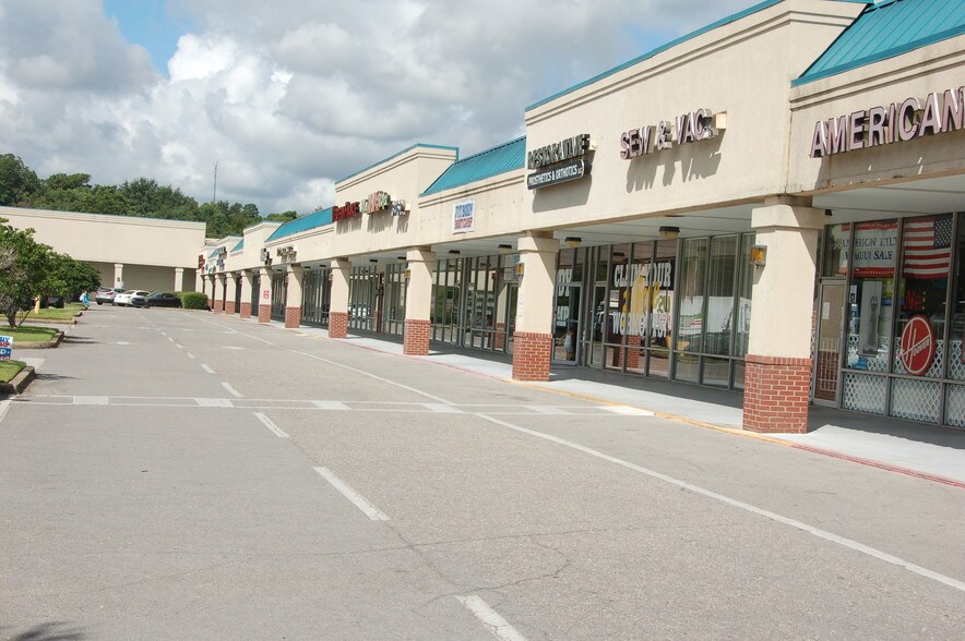 More Photos Of Springhill Ave @ Springhill Ave & I-65, Mobile Unknown For Lease