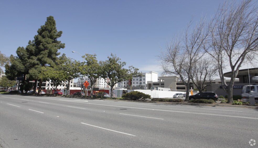 More Photos Of 200-300 S Mathilda Ave, Sunnyvale Unknown For Lease