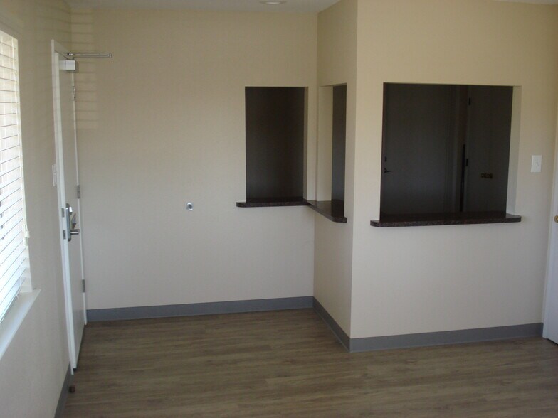 More Photos Of 1133 Smith Ln, Roseville Medical For Lease