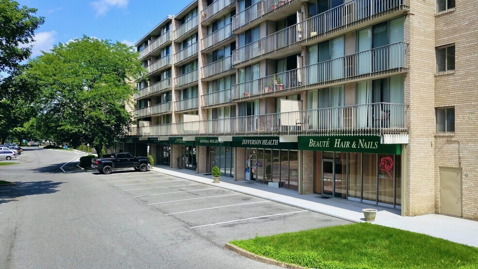 More Photos Of 401 Cooper Landing Rd, Cherry Hill Apartments For Lease