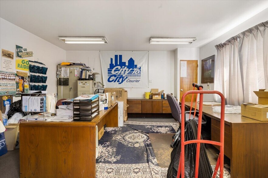 More Photos Of 115 Commercial St, Dayton Warehouse For Sale