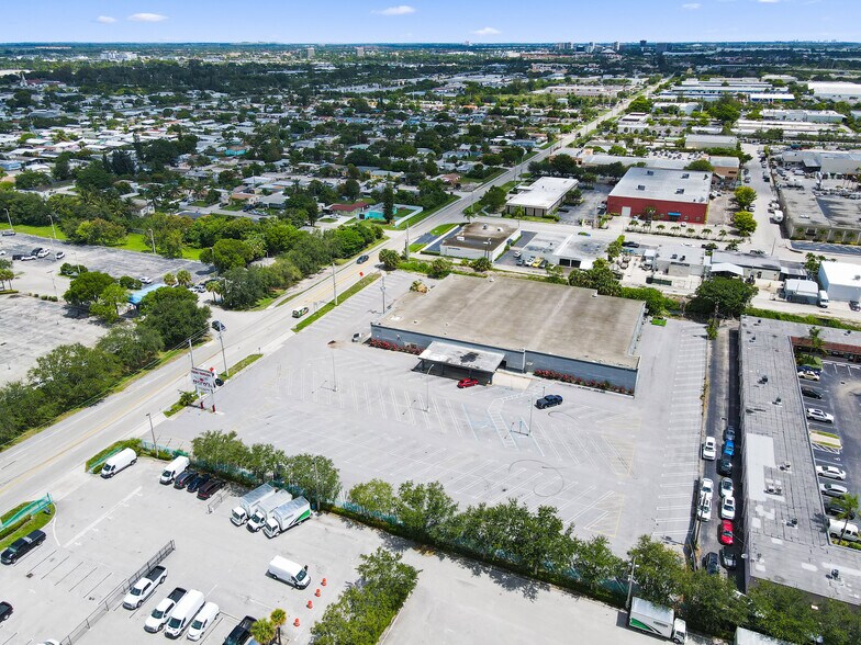 More Photos Of 2500 N Florida Mango Rd, West Palm Beach Freestanding For Sale
