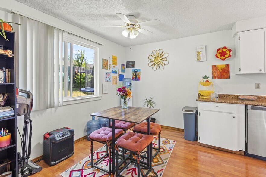 More Photos Of 3001 Juanipero Way, Medford Apartments For Sale