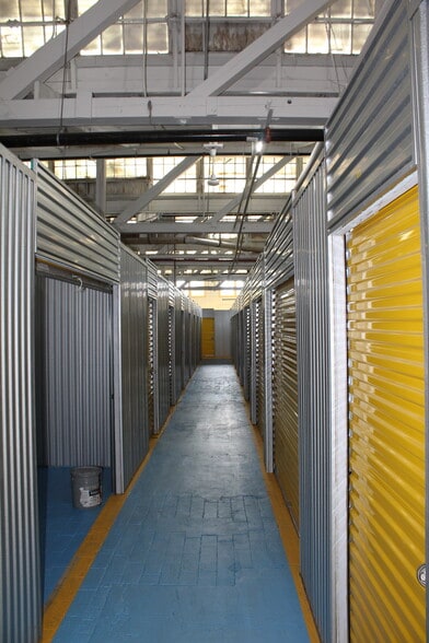 More Photos Of 160 W Haines Blvd, Lake Alfred Self Storage For Sale