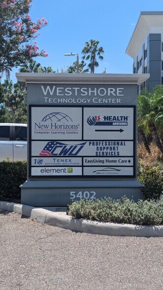 More Photos Of 5402 W Laurel St, Tampa Loft Creative Space For Sale