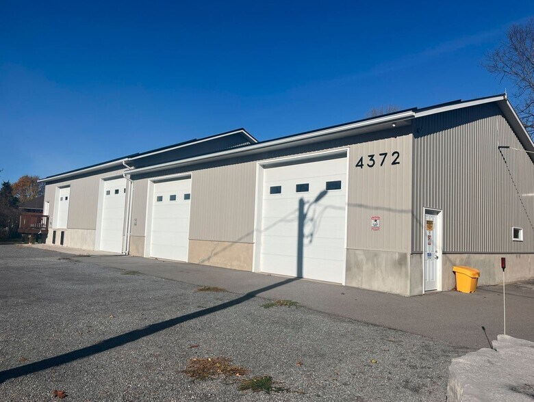 More Photos Of 4372 Holmes Rd, Inverary Flex For Lease