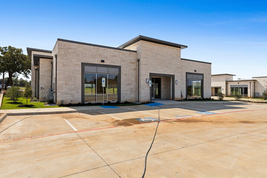 More Photos Of 2520 E State Highway 114, Southlake Medical For Sale