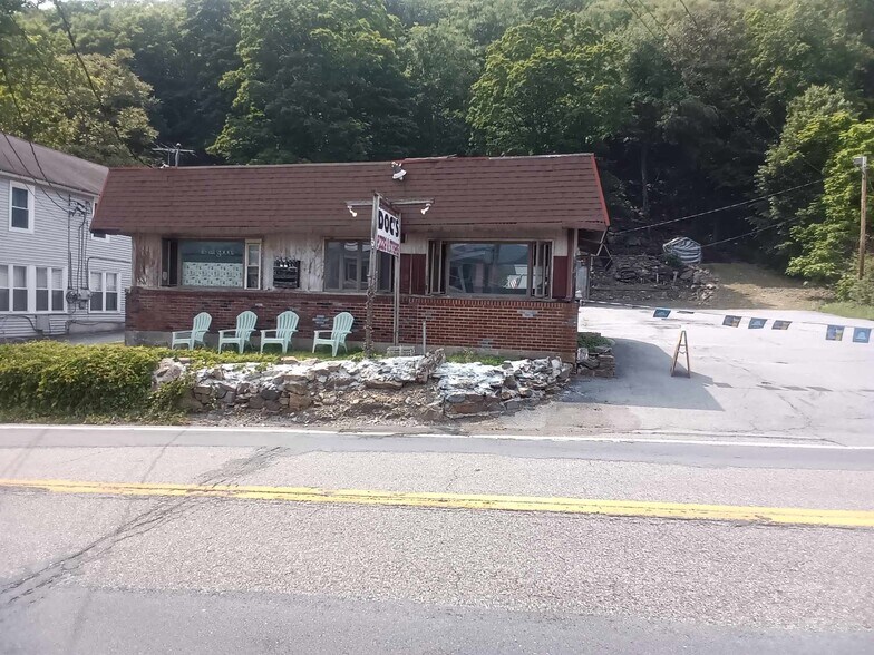 More Photos Of 655 Jersey Ave, Greenwood Lake Restaurant For Sale