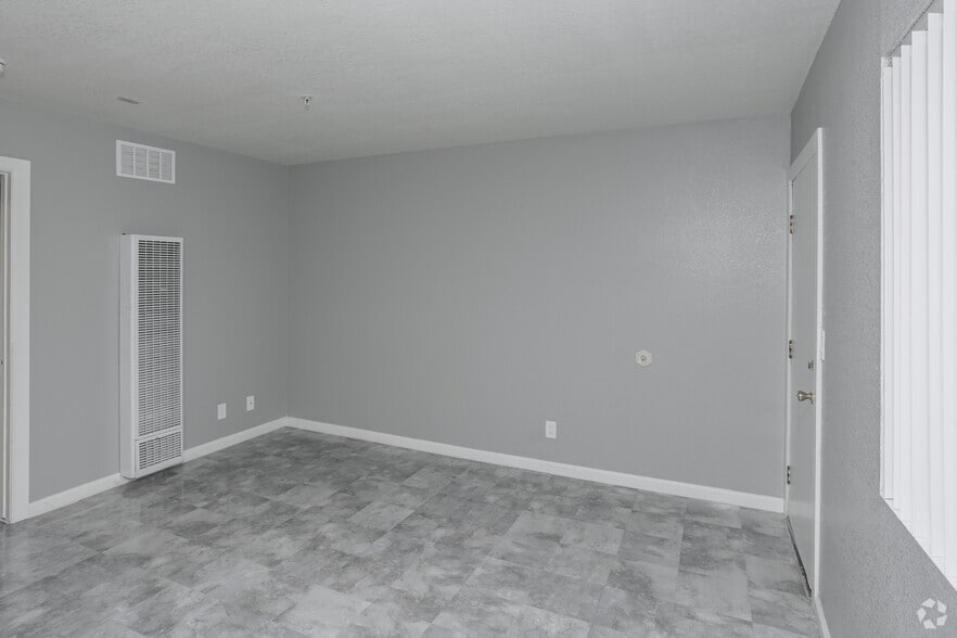 More Photos Of 420-422 S Birch St, Santa Ana Apartments For Sale