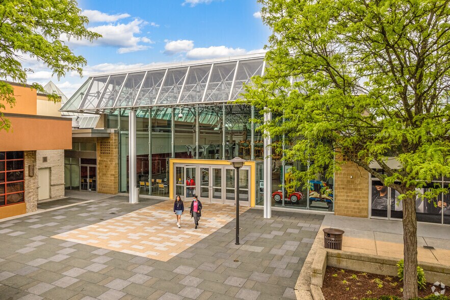 More Photos Of 10300 Little Patuxent Pkwy, Columbia Unknown For Lease