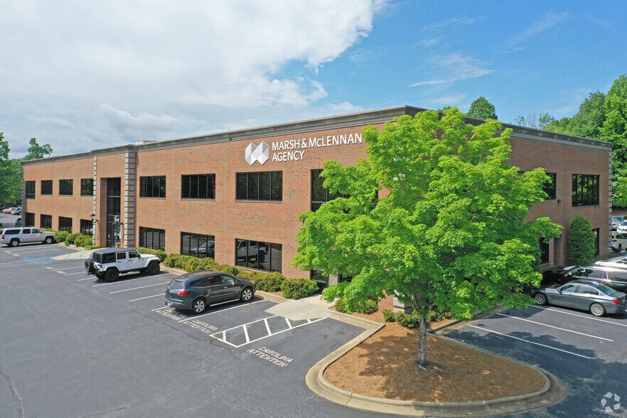 More Photos Of 3625 N Elm St, Greensboro Medical For Lease